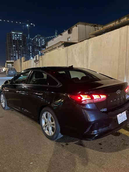 هونداي سوناتا ٢٠١٨
محرك ٢٤٠٠
الرقم بغداد
فول لمتد
ضربتها كلش بسيطه بدون ايرباك مثل ما موضح بالصور
كشنات جلد
تبريد تدفئه بالكشنات
بصمه
ماشيه ٨٨ ألف ميل
السعر ١٥٠
***********
