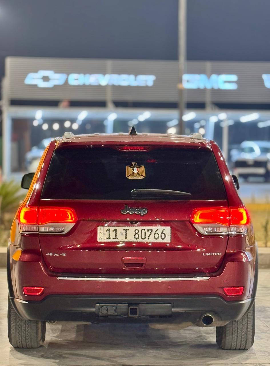 السلام عليكم 
جيب لمتد 2015 رقم بغداد الجديد 
السياره كلين تايتل بدون حادث 
مكفوله من الضربه والصبغ والتبديل  
#شرط_الفحص_والسونار ❤️
فول مواصفات لمتد
-بصمة تشغيل
-بنوراما
-كشنات جلد وكهرباء
-صندوك كهرباء 
-خزن ميموي
-شاشه جبيره
-كامره خلفيه 
-حساس خلفي 
-كير طياره
-كشنات تدفئه
-لد نهاري
-فول تحكم استيرن .. شفتات ستيرن
-محرك 3600 
-ماشيه 140
السياره جاهزه كير ومحرك وحداديه واكسل وتدفئه وتبريد
السياره احله من الصور وشرط الفحص 
السعر 208 وبيه مجال 
عنواني بغداد 
هاتف ***********
