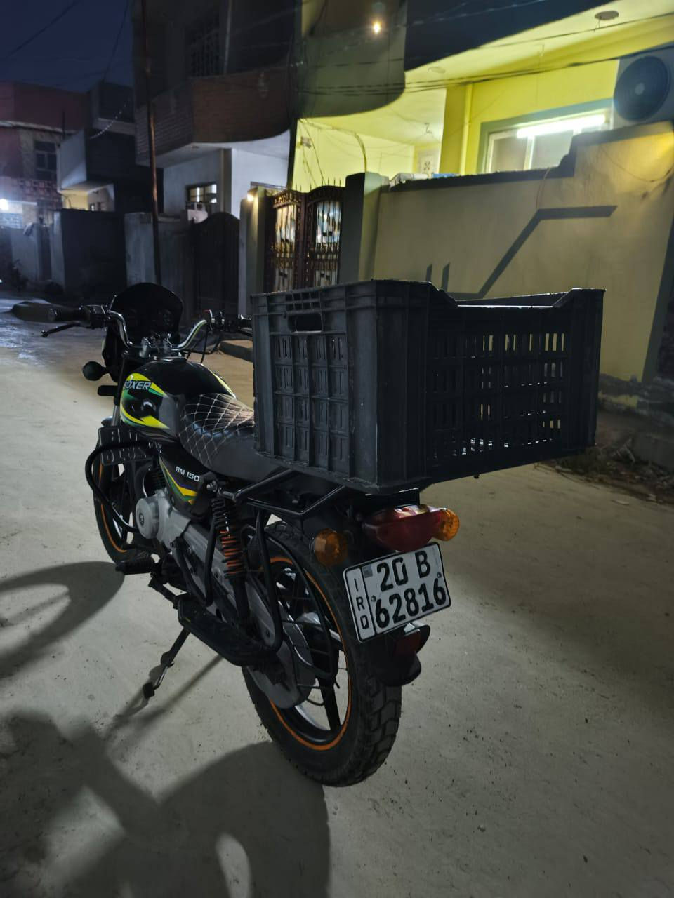 بوكسر2020 مكان بعقوبة بمليون ونص بلادية وكفالة عامه بسمي تحويل مباشر 
***********
