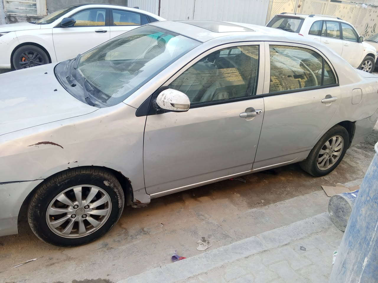 سياره بي واي دي جي 3 موديل 2013 مكينه كورلا كير الاماني رقم *********** السعر 40 وبيه مجال بسيط
