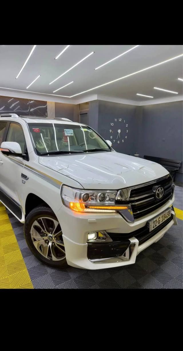 تويتا لاند كروز _ موديل _2019 _  VXR
موصفات ليكزز  فوول🔥
محرك.(5.700.ليكزز)

بسم الله الرحمان الرحيم

ملاحظه رجائن سياره (بدون مراوس)🖐🏼

تويتا لاند كروز موديل (2019)  
🔶سياره مواصفات VXR
🔶سياره (8.5.700) سلندر
🔶سياره كفاله عامه دعاميه لي دعاميه 
بدون صبغ +بدون شخت + بدون حالوب 
بدون رمل  _ بدون حصوه+حتا دعاميات 

🔶سياره (5.700-V8) سلنده ر 
🔶سياره ماشيه (38) الف كيلو فقط حقيقي
🔶٤ اطارات و ويل جديد حلو بدون نقص 
🔶سياره مواصفات (VXR ) ماشاالله حالو 

🔶محرك + گير كل بشرط مامفتوح 
بدون صوت + بدون دخان 

🔶( مواصفاتVXR.5.700) 
( سلايت + فلاجه كشنات تدفيه + 
كشنات كهرباي ٣ دگم _ حاساس خلفي و امامي_ بصمه + كاميرا + ٨ ارباگ + مرايات شفط + لايتات زينون+صندوق شفط+كيج ليكزز+داخل بيجى+دابل اكسل شحن موبايل كشن ديزان)

🔶تحويل بشرط مباشر حول كل جديد

🔶مكان السياره البصره
🔶رقم (***********)
