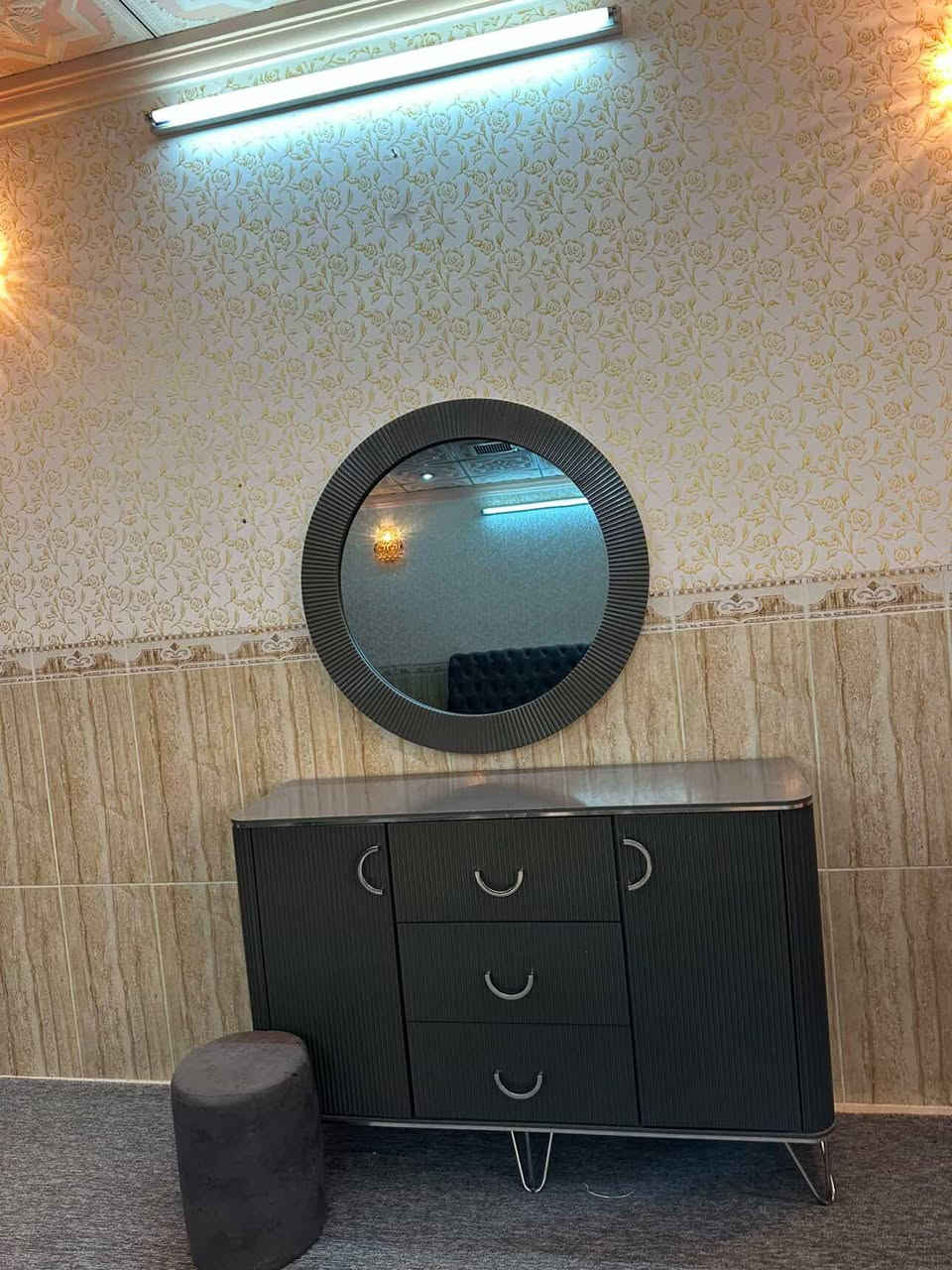 8ورقە للبیع


**إذا كنت صاحب هذا الإعلان وتريد حذفه لأي سبب، رجاءا أرسل رسالة إلى الدعم الفني**