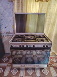 طباخ كريازي الاصلي اخو جديد نضافه ٩٥ ٣٠٠وبي مجال لشراي وتساب 077708166...