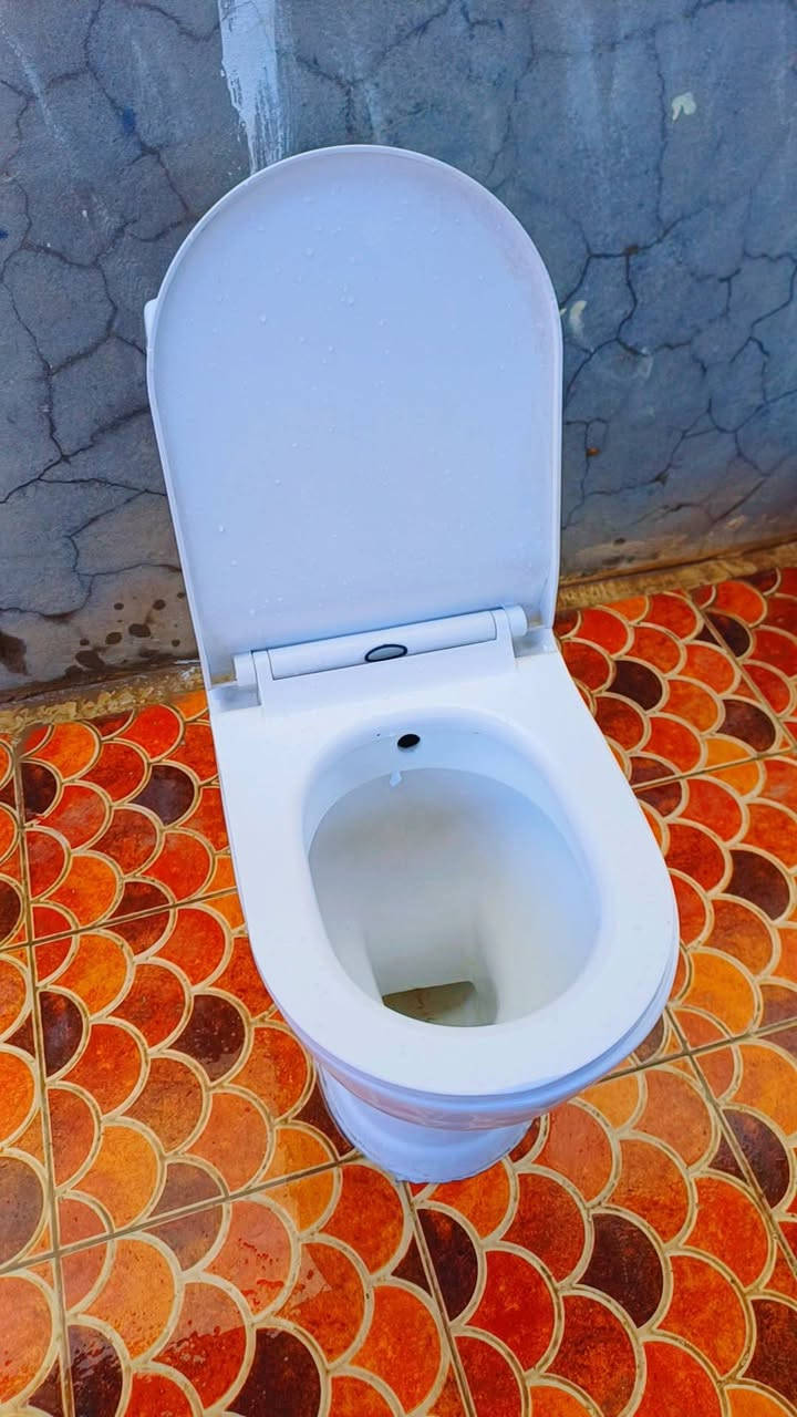 السلام عليكم الاخوه جميعا .
اغراض منزلية ومكتبيه و  مستلزمات طبية مستخدمة قليل جدا اقل من شهر .الي يحب يشوفهم ويقيم سعرهم يتواصل معي وهذا رقمي ***********
