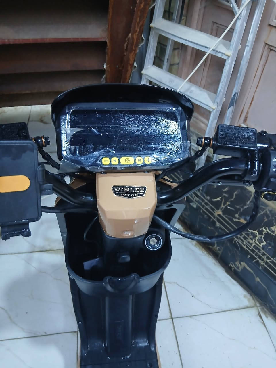 للبيع دراجه شحن R9 مديل 2026 مستعمله ايام المكان كربلاء السعر ٤٥٠ لتواصل ***********
