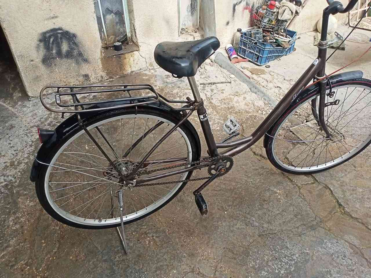 للبيع بايسكل ياباني سعر 65 وبي مجال كربلاء


**إذا كنت صاحب هذا الإعلان وتريد حذفه لأي سبب، رجاءا أرسل رسالة إلى الدعم الفني**