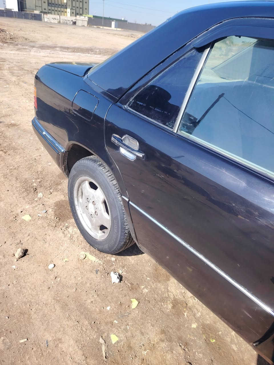 مارسدس موديل 90
رقم بغداد الدولي
السياره بسمي 
السنويه لل30
السعر 50ورقه
الاستفسار الاتصال على الرقم
***********
