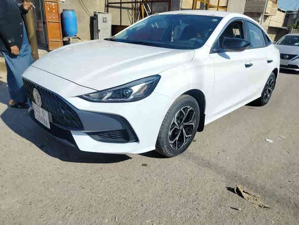 سلام عليكم ام جي موديل 2025 كير عادي مكفوله محرك 1800 جديد ماشيه 7000 جاهزه السعر 115 رقم الجديد تريد تحويل او وكاله ***********
