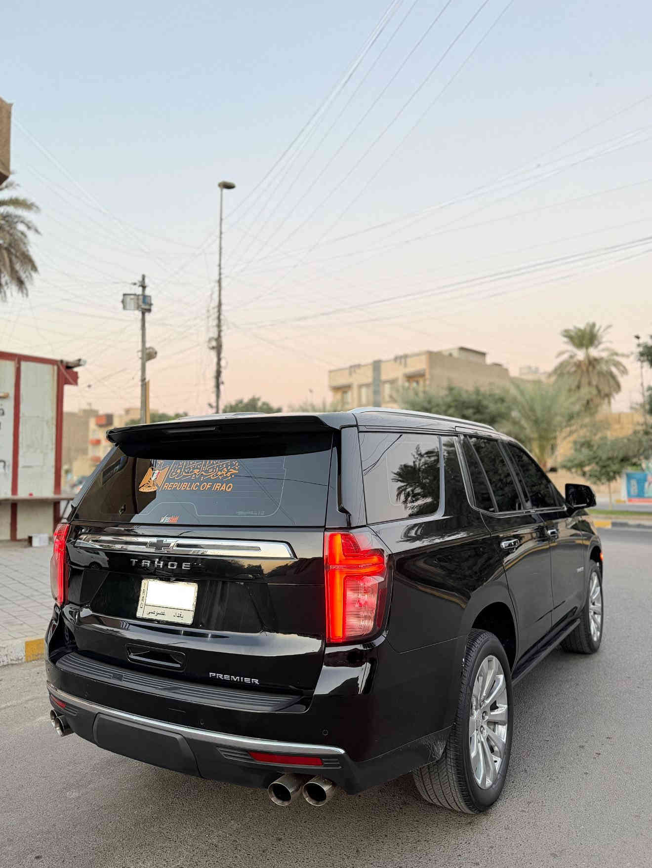 ⭕️للبيع تاهو برامير 2022⭕️
ماشية 99 الف
محرك 5300cc v8
ضامن المنصور خليجي
3 شاشات اصلية
بانوراما 
مقاعد جلد 
شحن لاسلكي 
جنطة كهرباء
كشنات جهتين كهرباء
جكات 
فور ويل 
داتا شو
5 كامرات
وبقية المواصفاات مال برامير معروفة فول للاخير✅

⭕️السيارة مغلفة من الصفر ⭕️
 ((مكفولة كفالة عامة من الصبغ والتبديل والفتح والبارد والشخط))
كير ومكينة كفالة 🕹️
والسيارة جديدة بمعنى الكلمة استخدام شخصي 💢

— السعر 557 ورقة وبيه مجال — يعني 5 شدات و57 ورقة
مكان السيارة بغداد / شارع فلسطين📍
للاستفسار : *********** 🔸
