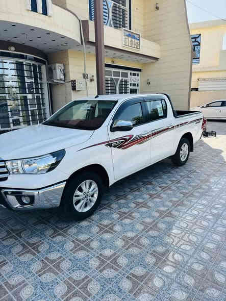 هايلوكس ماشيه ٨٦ 
موديل ٢٠٢٢ 
رقم بغداد انكليزي  بسمي هزه جديدة صار اقل من شهر 
السعر ٢٦٨ بي مجال بسيط حق الجية 
فول مواصفات 
ترحيب 
بصمه عدد ٢
واير لس
كاربلي 
تبريد تدفئه بالكشنات
مري شفط  
السياره جديده خير من الله طخها ماطور بالجلغ الامامي الايسر طخه جداً بسيطة على اثرها بدلنه الجاملغ بشركة ساز في اربيل 
يعني اذا تجي تشوفه تكول ممبدل اصلاً  

العنوان ديالى المقدادية 
***********
