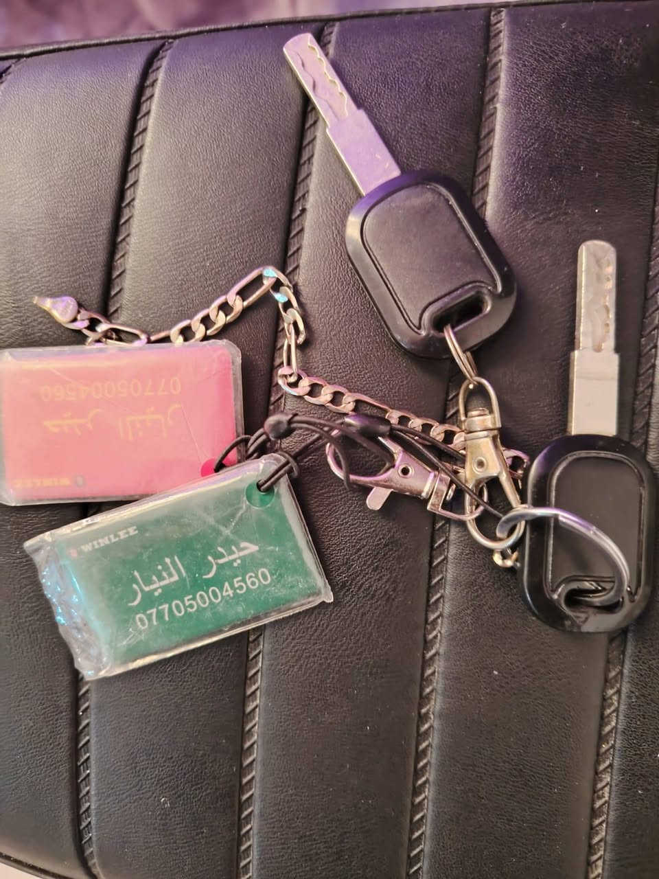 سلام عليكم للبيع R11 موصفاته نضام بك دبل سويج وكارت 
5بطاريات بطاريات نص عمر دبل اشاره سرعه 70 حقيقي 
دراجه ما متعوبه بس خليته على شحن زايد 
انضف من صوره سعر 500وبي مجال مكاني كربلاء لحولي جديد   رقم الهاتف ***********
