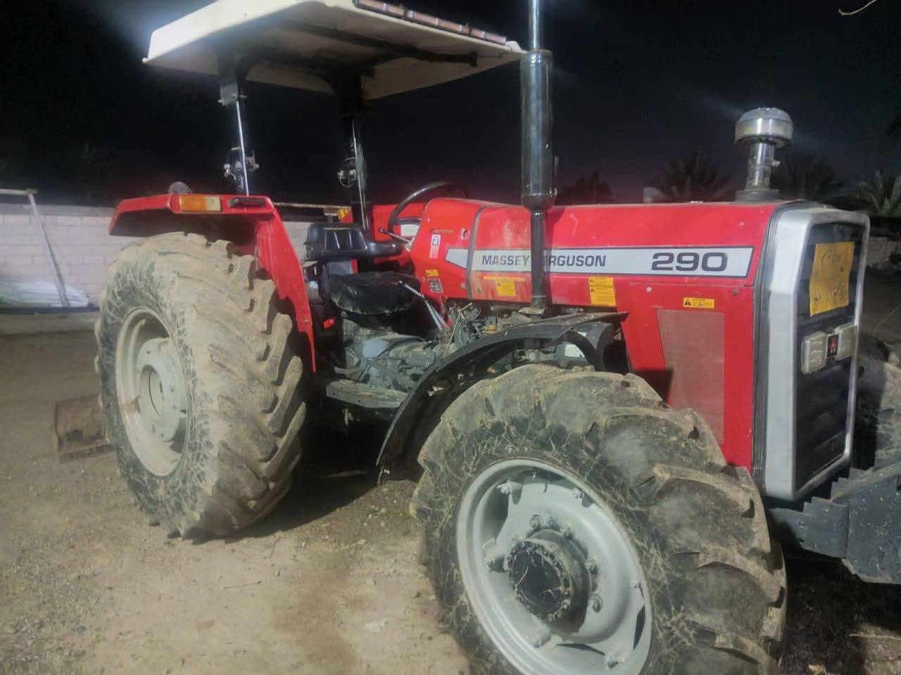 السلام عليكم
تركتر فوركسن هندي موديل 2014
السعر 115 وبيه مجال
للاسفسار ***********
