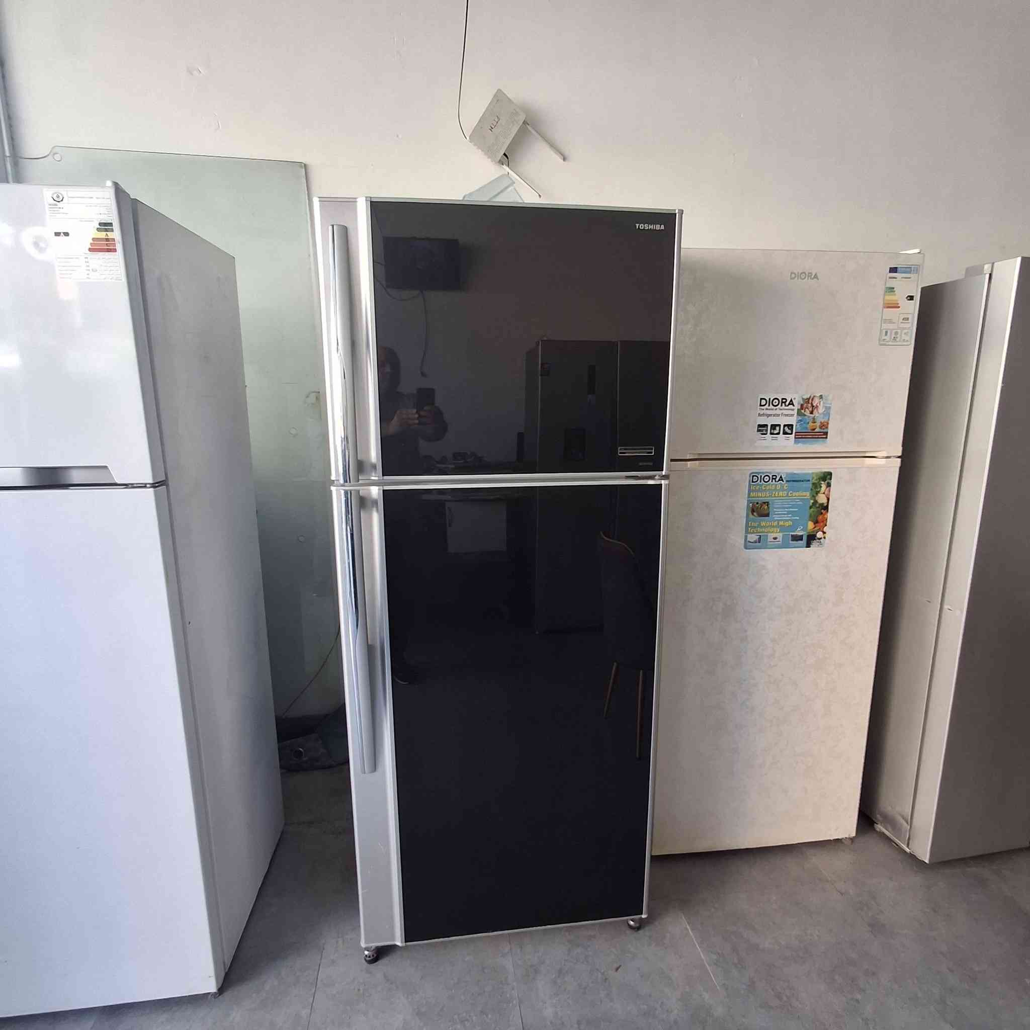 السلام عليكم ثلاجه ومجمدة ٢٢قدم هيتاشي فول نظافه واصل للمنزل داخل أربيل مع ضمان اسبوع رقم تواصل وتساب ***********
