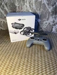 Dji Avata  قطعه مستخدم شي بصيط بيه شخط موضح بلصوره قطعه كلش نضيفه مع ا...