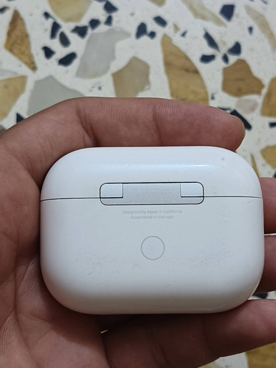 سلام عليكم 
Apple AirPods Pro3 
عزل تام سماعه مفوله بمعنه الكلمه صوت عالي بالاتصال صوتها قوي السعر 175 وبيها مجال 
ادمن وافق


**إذا كنت صاحب هذا الإعلان وتريد حذفه لأي سبب، رجاءا أرسل رسالة إلى الدعم الفني**