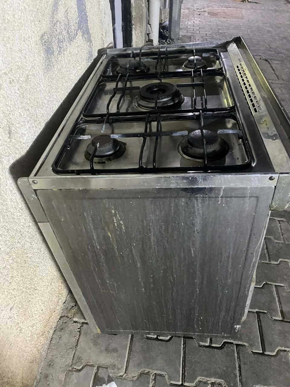 طباخ للبيع السعر ٢٠٠ وبي مجال نضيف جدا


**إذا كنت صاحب هذا الإعلان وتريد حذفه لأي سبب، رجاءا أرسل رسالة إلى الدعم الفني**