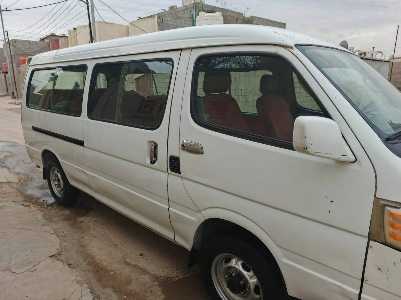 سياره اج وان 2014سياره موصليه سياره جاهزه من كلشي كير حداديه محرك جديد كهربائيات كلها شغاله تخم تاير والبدي نضيف بس بيه طخات خفيفه مكاني البصره البهادريه السعر42الرقم ***********
