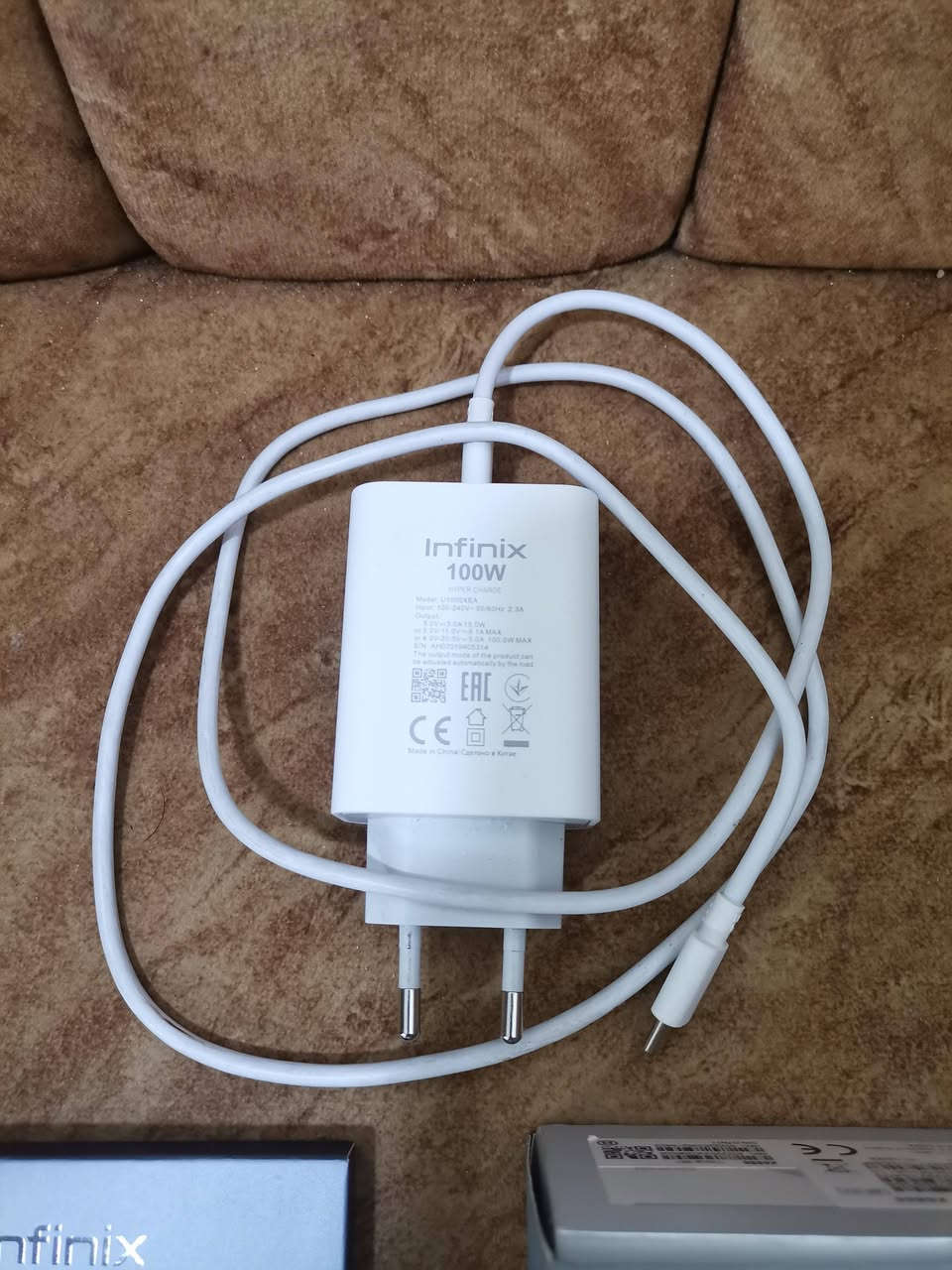 السلام عليكم
للبيع انفنكس نوت 50 برو بلس ذاكرة 256 +12 جهاز نضيف ملحقاتة كاملة 
سعر 325 بي مجال بسيط


**إذا كنت صاحب هذا الإعلان وتريد حذفه لأي سبب، رجاءا أرسل رسالة إلى الدعم الفني**