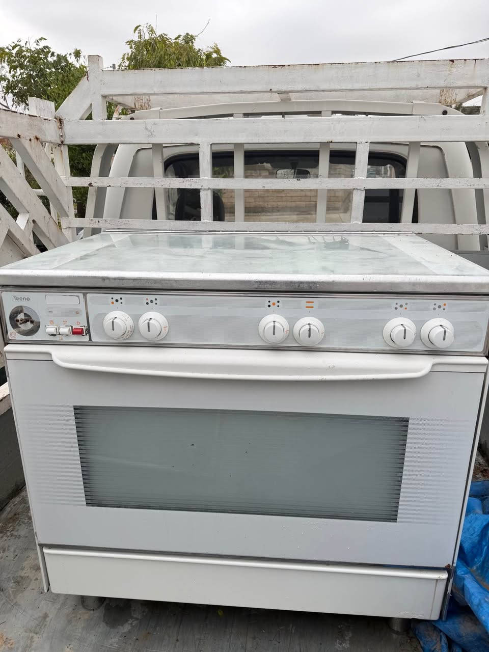 سەیری ئەو هەرزانییە 
لەبەر بێ مەعاشی هەراجیەکەم 
٥چاوی تەکنۆ گازی سووری دەرەجەیەک فرن خوارو بان 
قوفڵی ١٦٠  هەزارە مەڵی بۆخۆمان 
لەکەلارم ***********
هەرچیتیش هەیە لێو ئەکڕم 
تەنوەرەکەش ٢٥هەزار قوفڵ كالار, السليمانية
