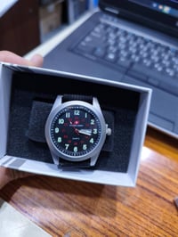 ساعه يدويه • ساعتين • سويس