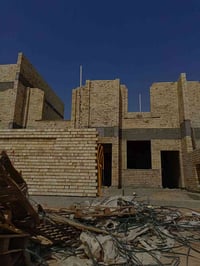 خلفه بناء شغل نظيف متفرغ حاليا ومناسب ‏‪07832998263‬‏