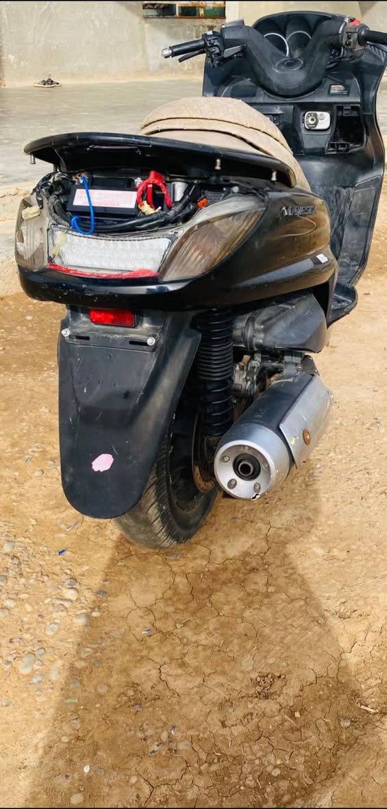 ما جسته 09محركً٤٠٠ محرك شرط قبل يومين شديتو بعده ما ساحك ريد مراوس تايكز او سيفان كون من 2024وفوك وبيع همين بيع  وفيت بنب جديد نوزل جديد عقل جديد يدامه كامل بس بينمو ما تشحن صحيح


**إذا كنت صاحب هذا الإعلان وتريد حذفه لأي سبب، رجاءا أرسل رسالة إلى الدعم الفني**