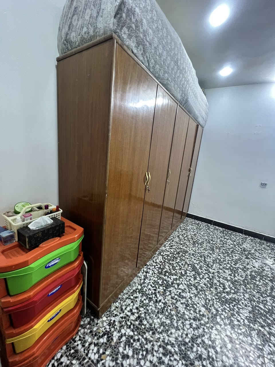 كنتور ٤ أبواب نظافه ٨٠ بل ميه مآبي لا كسر ولا فطر تجي وتشوف بعينك السعر ٢٥٠ مكاني بلديات ***********
