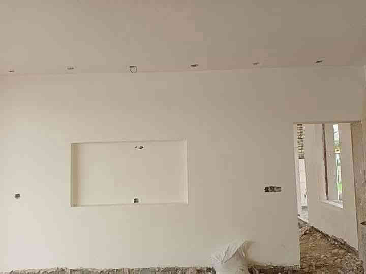 سلام عليكم كادر لبخ سقل ناعم جراره تشميع تصفير جدران مصاطر نثر ديكورات واجهات ترميمات شغلنه درجه اولى ونضافه وسعارنه مناسبه الستفسار ***********
