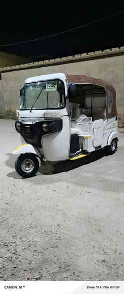 تكتك للبيع 21 رقم بصره تحويل ثاني يوم لوحاته انكليزي بيه بارد بسيط المحرك كفاله السعر 6و300بيه مجال 
       ***********
