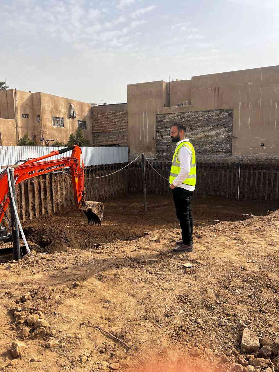 عندك أرض وتريد تبني؟
أو عندك بناية وتخاف من الغلط والخسارة؟

نوفّر لك:

✅ تصميم خرائط منازل وبنايات سكنية وتجارية

✅ إشراف موقعي من البداية للنهاية

✅ متابعة التنفيذ حسب المواصفات

✅ رفع وتحديد حدود الأرض بالـ GPS بدقة عالية

📍 نخدم كربلاء وجميع المحافظات

🎯 مخصص لأصحاب البيوت والبنايات والمستثمرين

ابني بثقة… وخلّ مشروعك بيد مهندس مختص ✔️

📞 للتواصل مهندس زمن: *********** - ***********####‏ ابو سبع ‪***********‬‏
