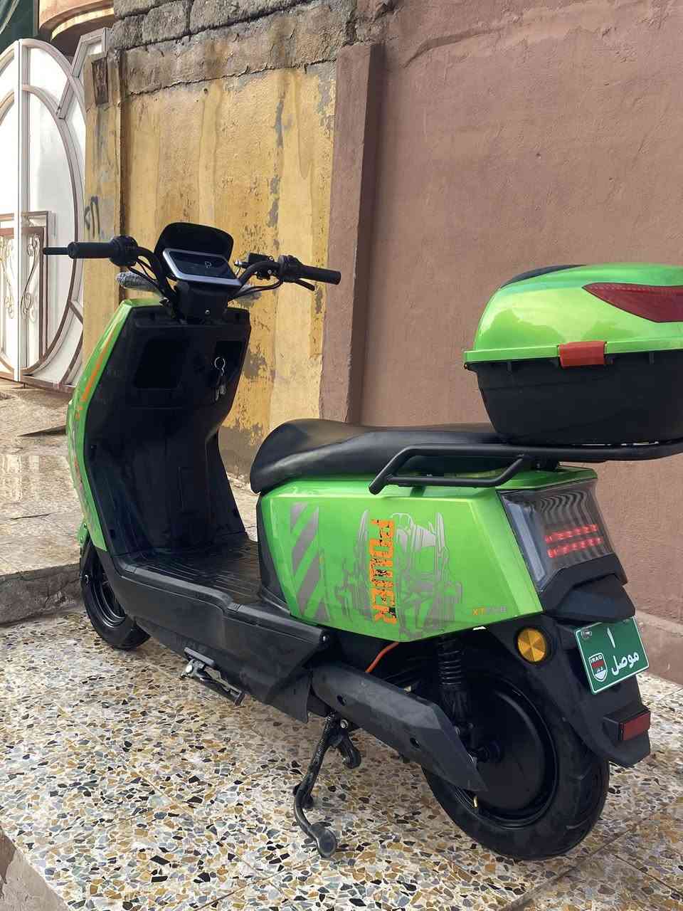 ماطور شحن للبيع جديد بعدو بل لايلون خمس بطاريات شاحنه اصليه سله ورا فول مواصفات سرعه ٦٠حقيقي السعر ٤٥٠ويرهم مراوسه حسب القناعه ***********
