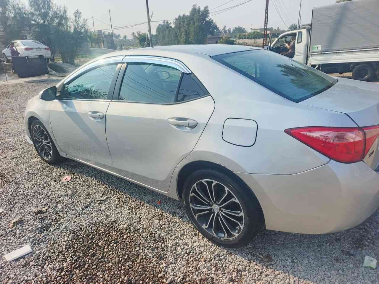 كورلا 17
رقم سليمانيه
امريكا ضرر جامرلوغ امامي تبديل وبنيد بدون داخل
وبيها جامرلوغ خلفي وقبق جنطه صبغ كير ومكينه كفاله 
117وبيها مجال
مكانهاديالى ***********
