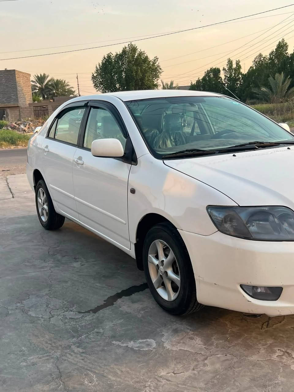 كورلا 2007 خليجي 
 محرك1800 جام كهرباء مري كهرباء 
كير محرك مكفول بيها قطعتين  صبغ وحافه البنيد بدون دواخل وين ميعجبك افحص تبريد خير من الله سياره جاهزه من كلشي السعر97 وبيها مجال
***********
