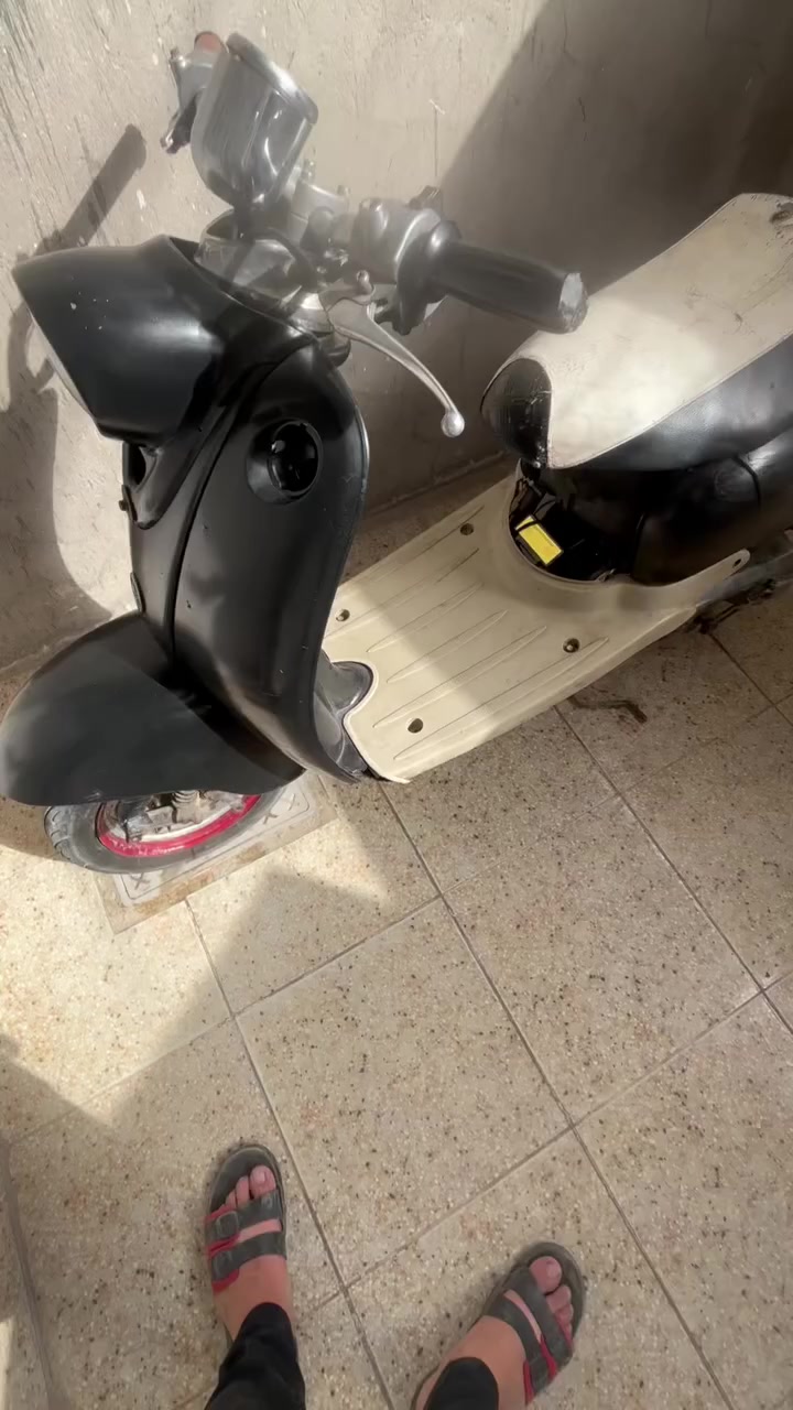 السلام عليكم شباب
دراجة كلاسك 
نثية 
مكاني الشعب 
رايدها 200 وبيها مجال للطيبين


**إذا كنت صاحب هذا الإعلان وتريد حذفه لأي سبب، رجاءا أرسل رسالة إلى الدعم الفني**