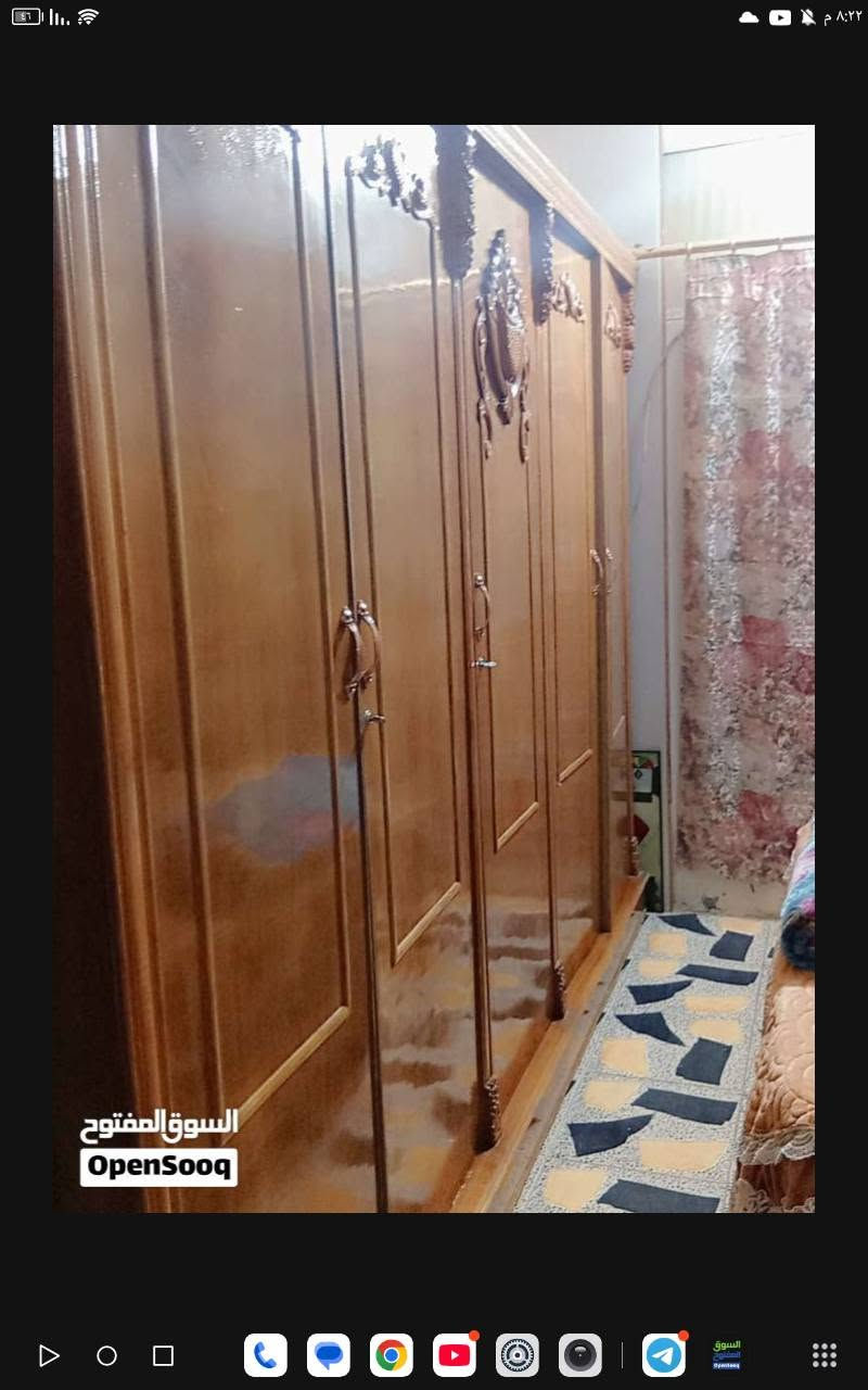 غرفة صاج اصلي اخت الجديده تحتوي على 5 بيبان كنتور و كومدي العدد 2 وكومدي للاحذيه وشمعه مكونه من بابين وميز مكياج سعر 950 وبيها مجال قليل للتواصل ***********
