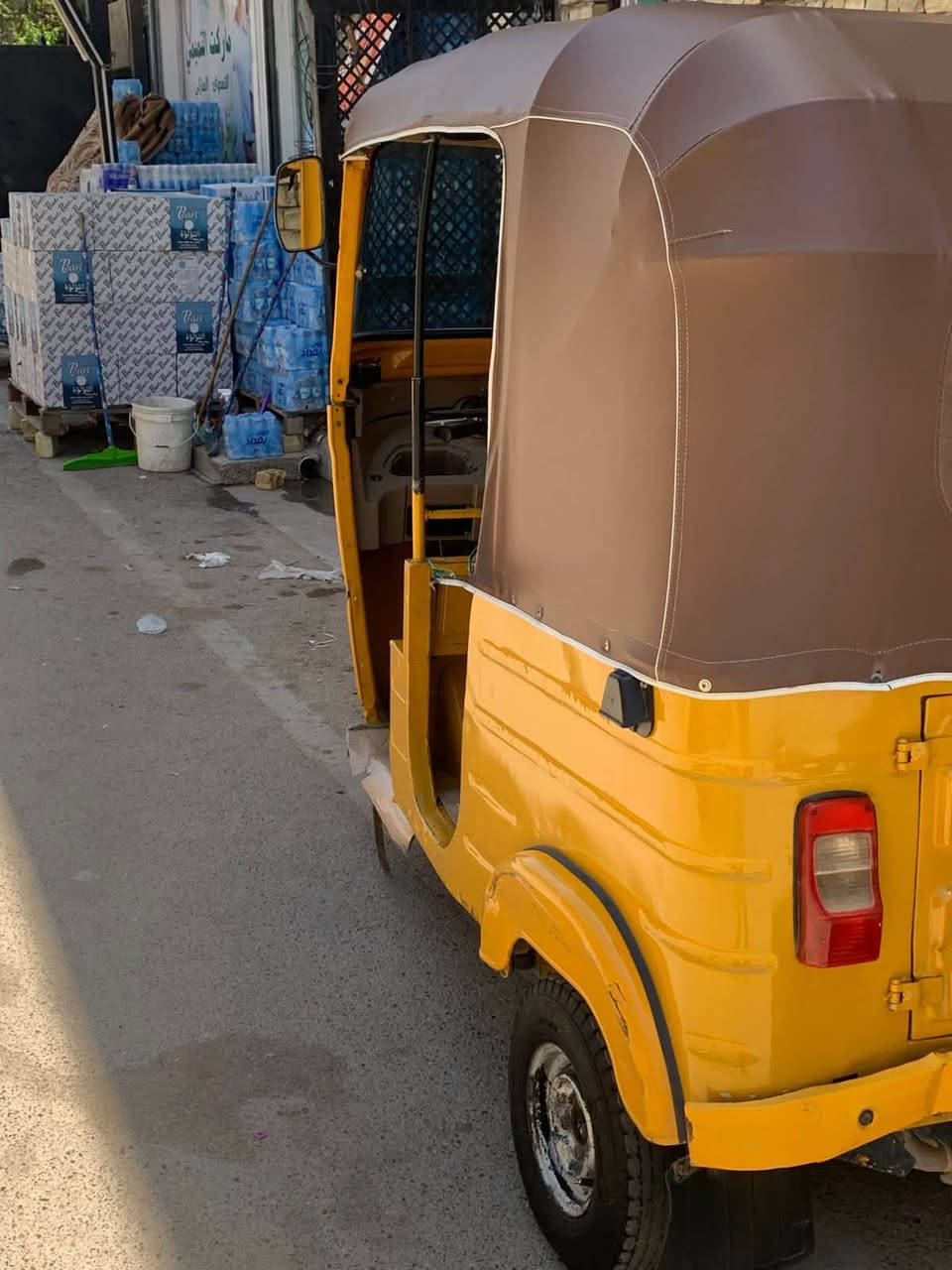 تكتك موديل 2020 رقم سنويه جاهزه تحويل ثاني يوم التكتك بيها ملاحضات بسيطه 

السعر 6250 وبيها مجال 
مكاني (بغداد / البياع/ حي التراث)
ضربتها موضح بلصوره 

الاستفسار *********** متواجد فقط علئ الرقم اتصال ما متواجد ع الفيس
