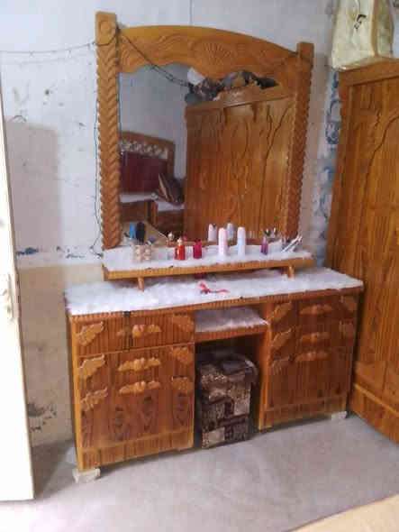 السلام عليكم
مكلف بألنشر غرفة نوم للبيع مستخدمة شي قليل السعر مليون

 تواصل 0770 526 2818
