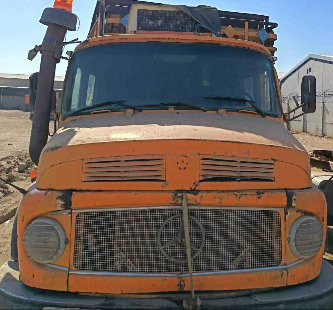 بسم الله الرحمان الرحيم
سلام عليكم
مكلف بل نشر
من بعد اذن مدير كروب المحترم
 للبيع فقط
مرسيدس اقجم دبل قماره
 موديل١٩٨١
رقم بغداد مشروع وطني سنويه مجدد ٢٠٢٧
سعر 18000$ بيه مجال بسيط 
تك اكسل GEF جي اف
محرك ٥٥ سوبر
كير ١١١
تخم  راس24/1200
مكانه بغداد عوريج مقابل مخابز باب الاغا
حي العسكري قرب مرور تسقيط السيارات
جمال ابو حسام ***********
علي ابو حسن
***********
 ابو عبد الله ***********
