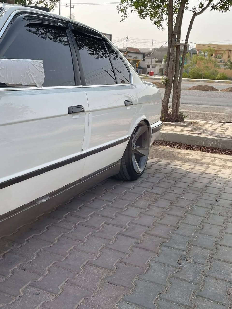 للبيع التفاصيل داخل الصور السعر 65وبيها مجال رقم *********** بغداد جميله
