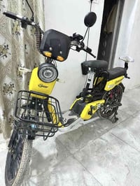 دراجة شحن كهربائية • تحتاج بطارية • ديوانية العصري