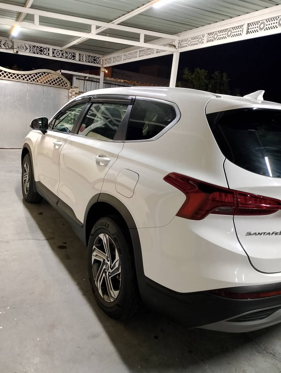 للبيع سنتافي 2023 رقم ربيل جديد بسمي تحويل مباشر / كلين بدون حادث فقط رصعه بل باب والحادث مرفق بل منشور وكذالك رقم شاصي هم موجود بل منشور والسونار مرفق بل منشور/  سياره جديده لوك
مواصفات 
  1-التوقف الذاتي
2 -كير بنظام الازرار  المنفصلة 
3- هاند بريك بصمة 
‏ 4- Auto Hold  أوتو هولد
5- خاصية ISOFIX   ايزو فكس قفل الاطفال
6- نظام مانع الانزلاق
7- نظام نزول المنحدرات.
8- نظام اطفاء المحرك (A) ذاتيا في الازدحامات لتوفير الوقود
9- حساسات ضغط الاطارات_
10- رادارات امامي -خلفي -جانبي 
-كامرة خلفيه
11- دشبول لونين يخبل /, وال كشنات كذالك لونين 
12-ميزة التوقف الذاتي للمركبة منعا للاصطدام عند القيادة او الرجوع
13-المركبة تعيد نفسها للمسار الصحيح عند عدم الانتباه 
14-نظام القيادة الذاتي الذكي في الشوارع المخططة 
15-مثبت السرعة Cruise وميزة التباعد عن المركبات

مكان السياره بل صويره يم جسر مال صويره 
رقم الهاتف ***********
