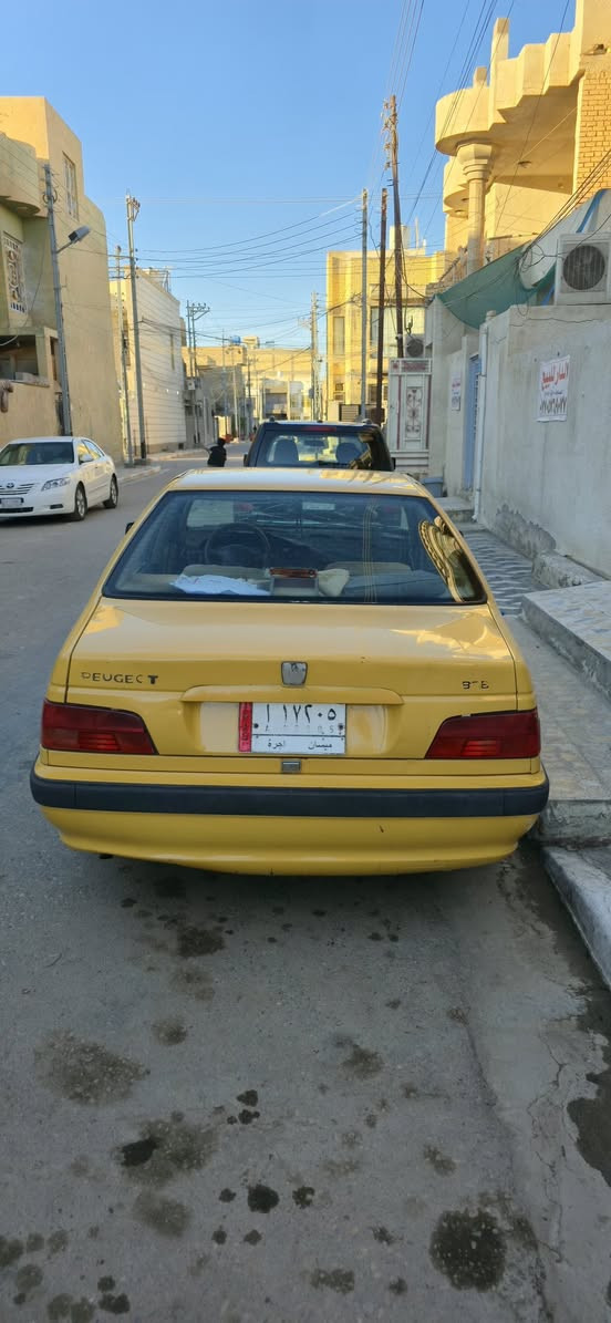 بيجو بارس 2016
سيارة مكفولة من الصبغ والدعمه 
بيها ضربة خفيفة موضحه بالصور وترجع ع بارد 
مكينه وكير جاهزات مكفولة من التنقيص والتبخير و تبريدها شغال و السيارة مابيها كل نقص تجي وتشوف بعينك
مكان السيارة العمارة 
السعر 45$ مكلف بالنشر
للتواصل فقط على الرقم ***********
