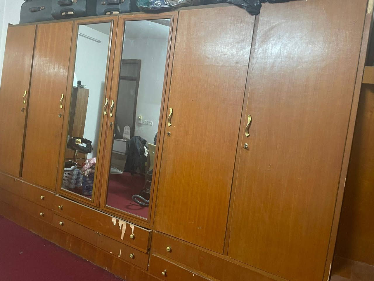 غرفة صاج للبيع تفصال مسويها بمليونين 

اريدها ب٣٥٠ وبيها مجال قليل قطعها كلها كاملة وكلشي مابيها نظيفة  مستعجلة على بيعتها لازم اليوم ابيعها مكاني بغداد حي الجامعه


**إذا كنت صاحب هذا الإعلان وتريد حذفه لأي سبب، رجاءا أرسل رسالة إلى الدعم الفني**