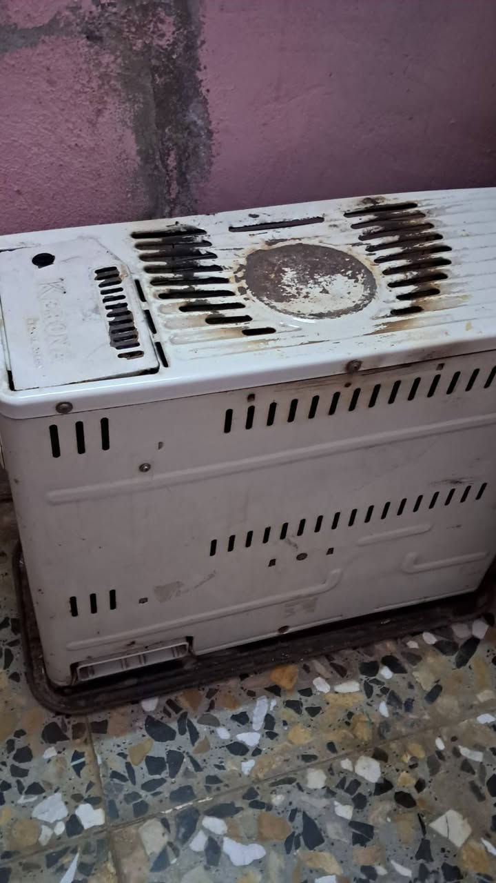 صوبه نفطيه للبيع الحجم الكبير مستعمله سعرها ٣٥ وبيها مجال مكاني الشعب نهاية حي اور


**إذا كنت صاحب هذا الإعلان وتريد حذفه لأي سبب، رجاءا أرسل رسالة إلى الدعم الفني**