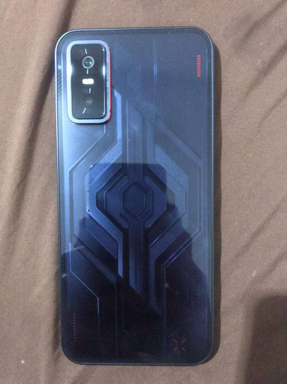 سلام عليكم انفنكسGT30 للبيع
شاشه 144 هيرتز
شاحنه 45W
الجهاز كامل ملحقاته
بطاريه ١٠٠ 
شفتات
مبرد أصلي
السعر 500
هاتف📞 ***********
