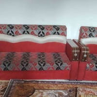 تخم عشر مقاعد بحالة جيده للبيع للاستفسار أكثر الاتصال على الرقم 078087...