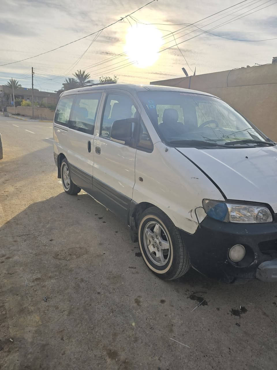 سلام عليكم ستارس خصوصي موديل 2000 تبريد شغال دخم تاير جديد لا بخار لا تنقيص رقم بغداد دولي سنويه جديده مكان السياره ديالى كنعان ***********السعر 70 وبيه مجال
