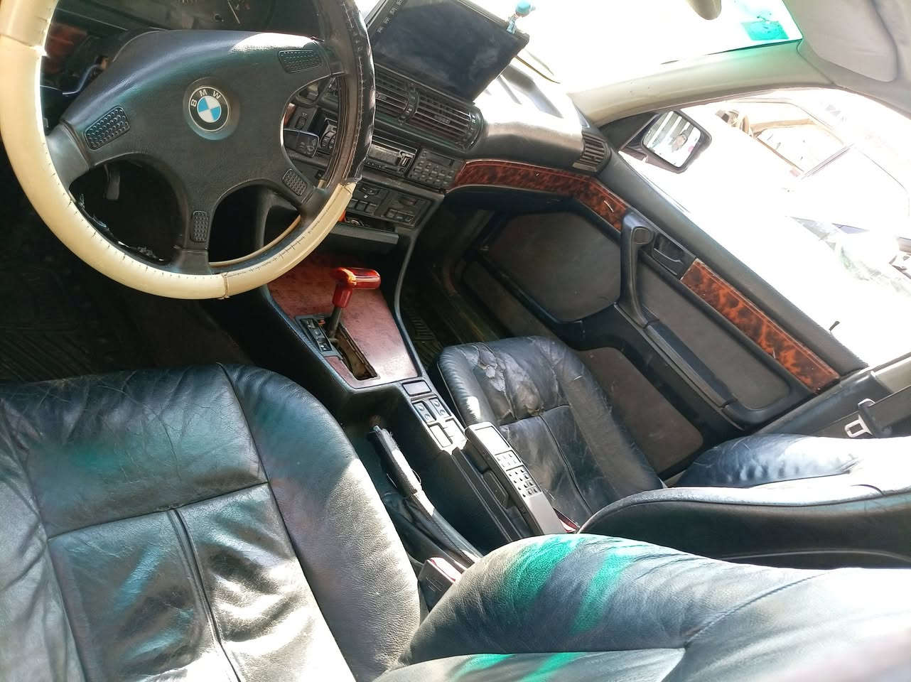 BMW 735 للبيع
السيارة كاملة، التبريد شغال، سنويتها ٢٠٢٩
للاستفسار ***********
