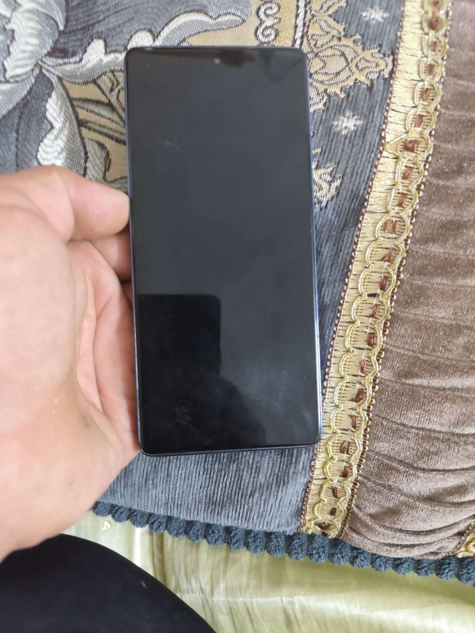سلام عليكم جهاز انفنكس جيتي 20برو
ذاكره 256/عشوائيه18
جهاز نضيف وما داخل صيانه تاخذه علفحص
بي طخات وشخوط بسيطه بل شاصي الجهاز نضيف 
سعر الجهاز 225وبي مجال حك الجيه


**إذا كنت صاحب هذا الإعلان وتريد حذفه لأي سبب، رجاءا أرسل رسالة إلى الدعم الفني**