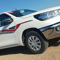 هايلوكس • ٢٠٢٥ • ماشي ٩٠٠٠